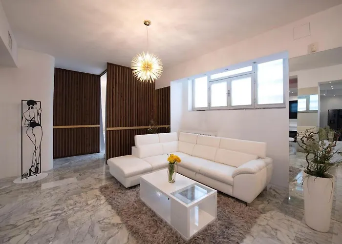 La Galleria Apartment